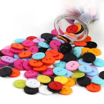 100 ШТ 11 мм разноцветных пуговиц из смолы, 2 отверстия круглой формы, шитье одежды, Орнамент 
