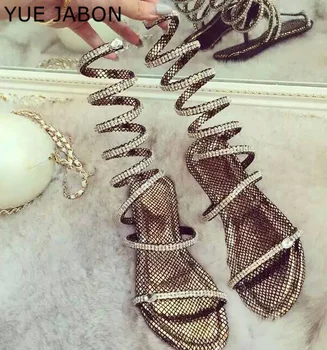 Большие размеры 34-46, Летние женские золотые сандалии на плоской подошве, пикантные женские сандалии-гладиаторы с кристаллами, женские ботинки, женская обувь на плоской подошве со змеями, римская обувь